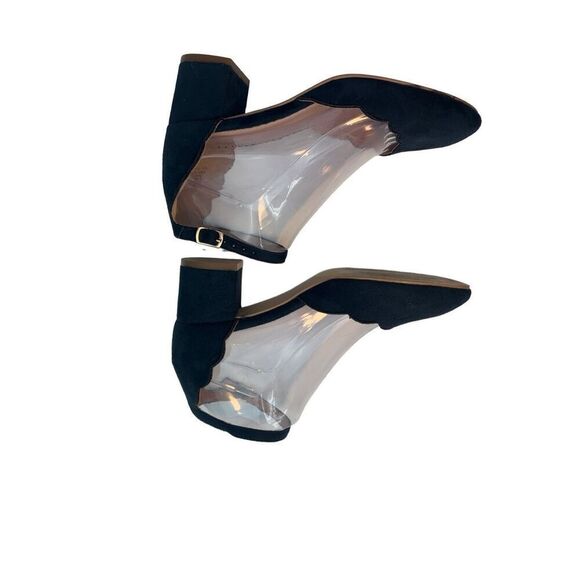 Journee Collection Edna Pump  A dainty scallop trim and delicate ankle strap add - Picture 9 of 16